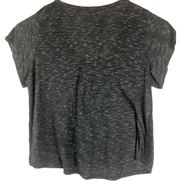 Torrid Black and White Athletic Design Top Size 4 - Picture 3 of 4